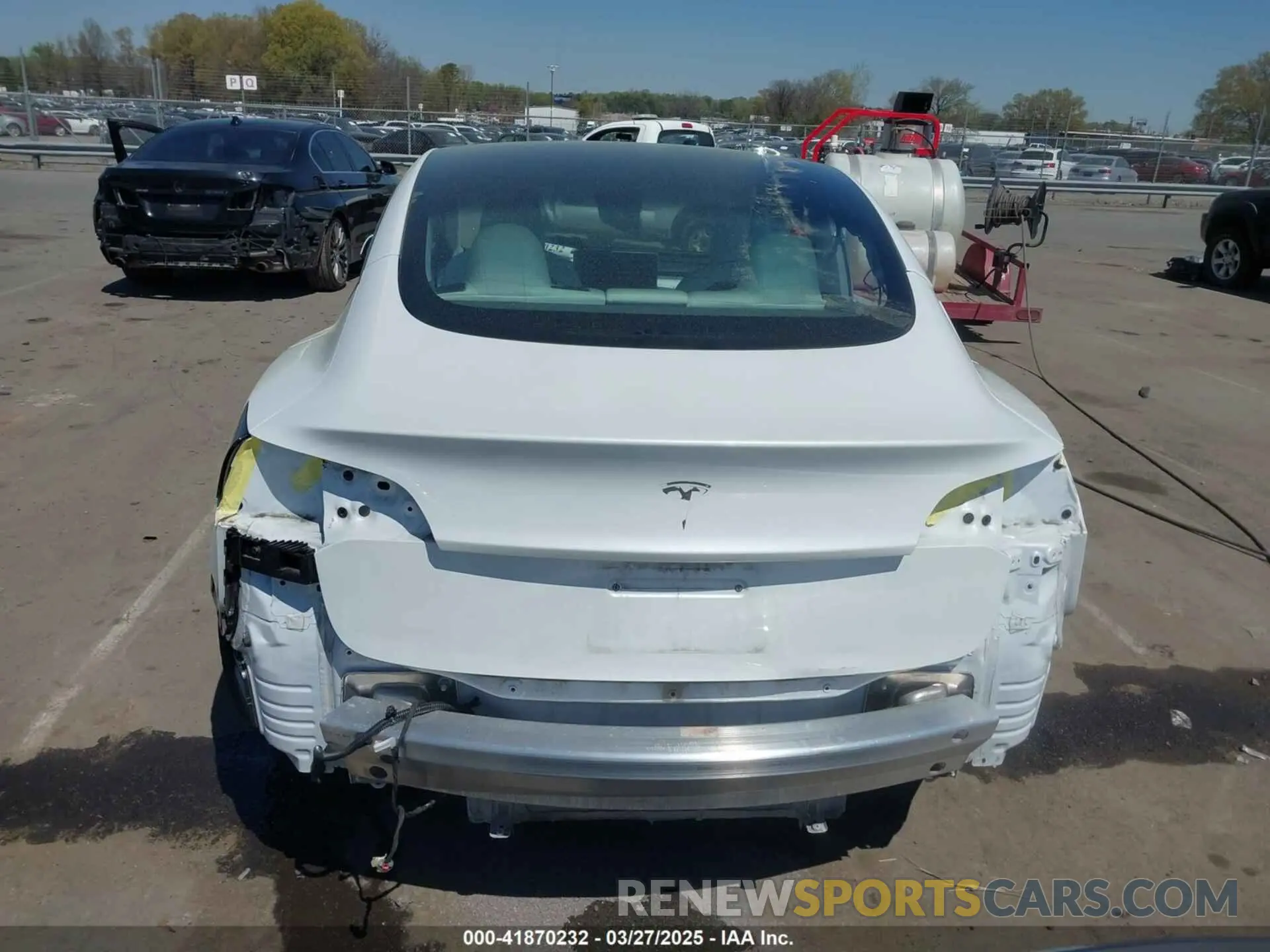15 Photograph of a damaged car 5YJ3E1EA3MF995063 TESLA MODEL 3 2021