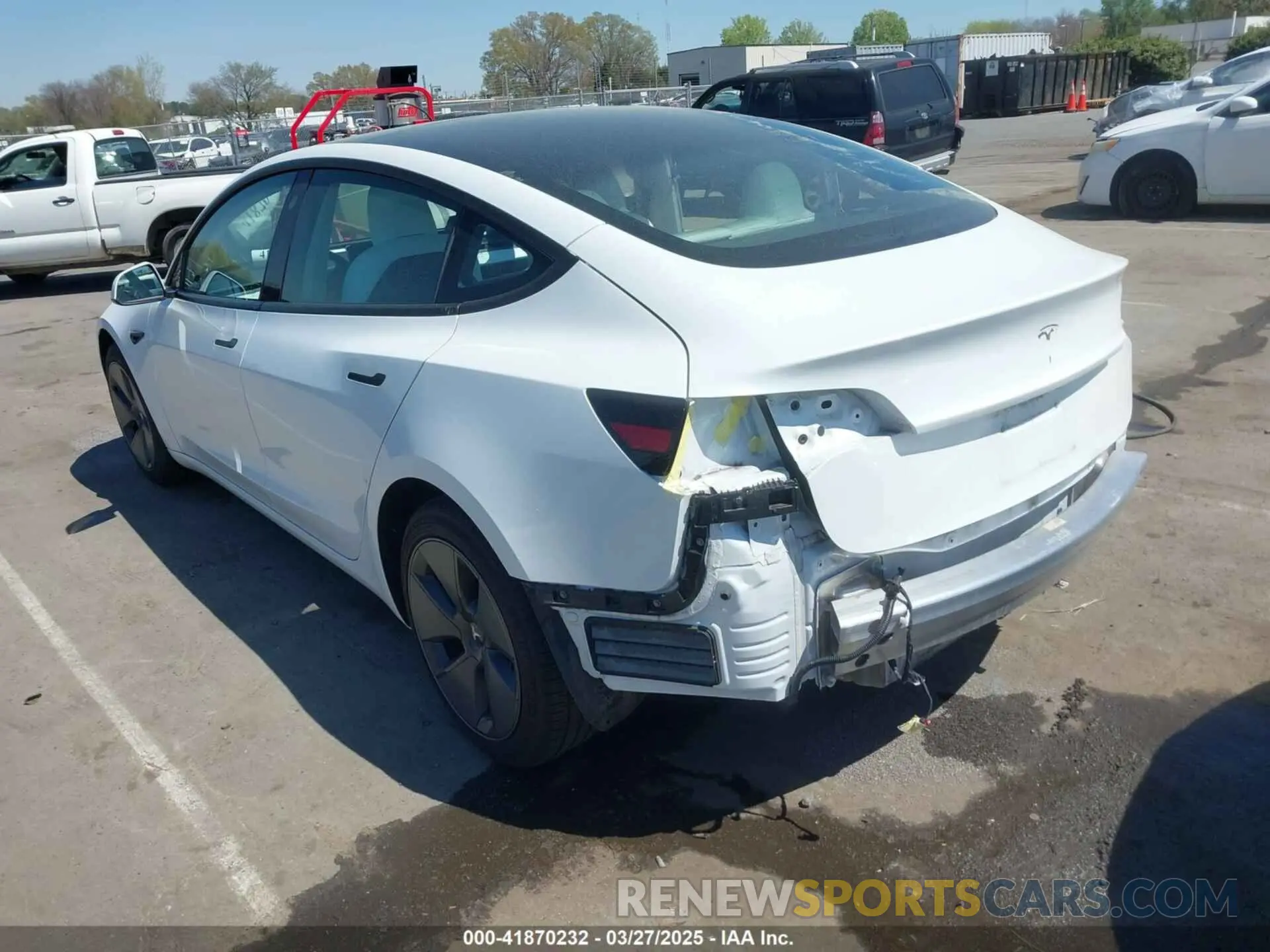 3 Photograph of a damaged car 5YJ3E1EA3MF995063 TESLA MODEL 3 2021
