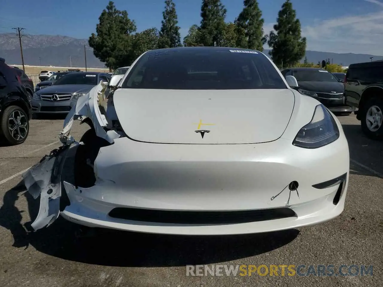 5 Photograph of a damaged car 5YJ3E1EA4MF002993 TESLA MODEL 3 2021