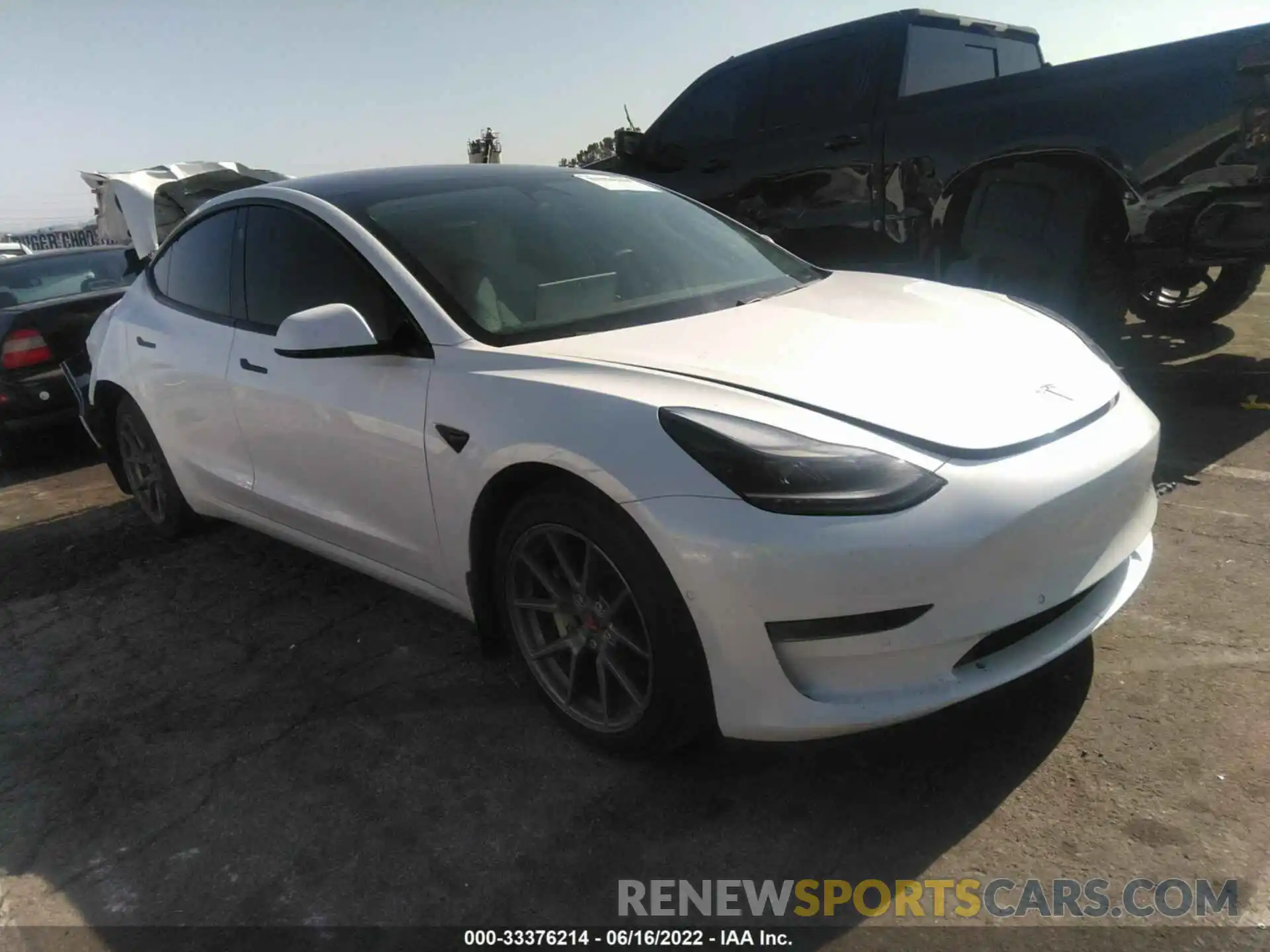 1 Photograph of a damaged car 5YJ3E1EA4MF018935 TESLA MODEL 3 2021