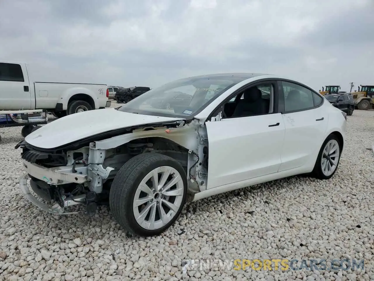 1 Photograph of a damaged car 5YJ3E1EA4MF031944 TESLA MODEL 3 2021