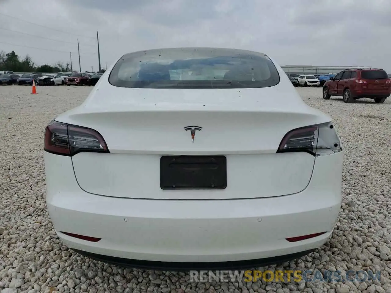 6 Photograph of a damaged car 5YJ3E1EA4MF031944 TESLA MODEL 3 2021