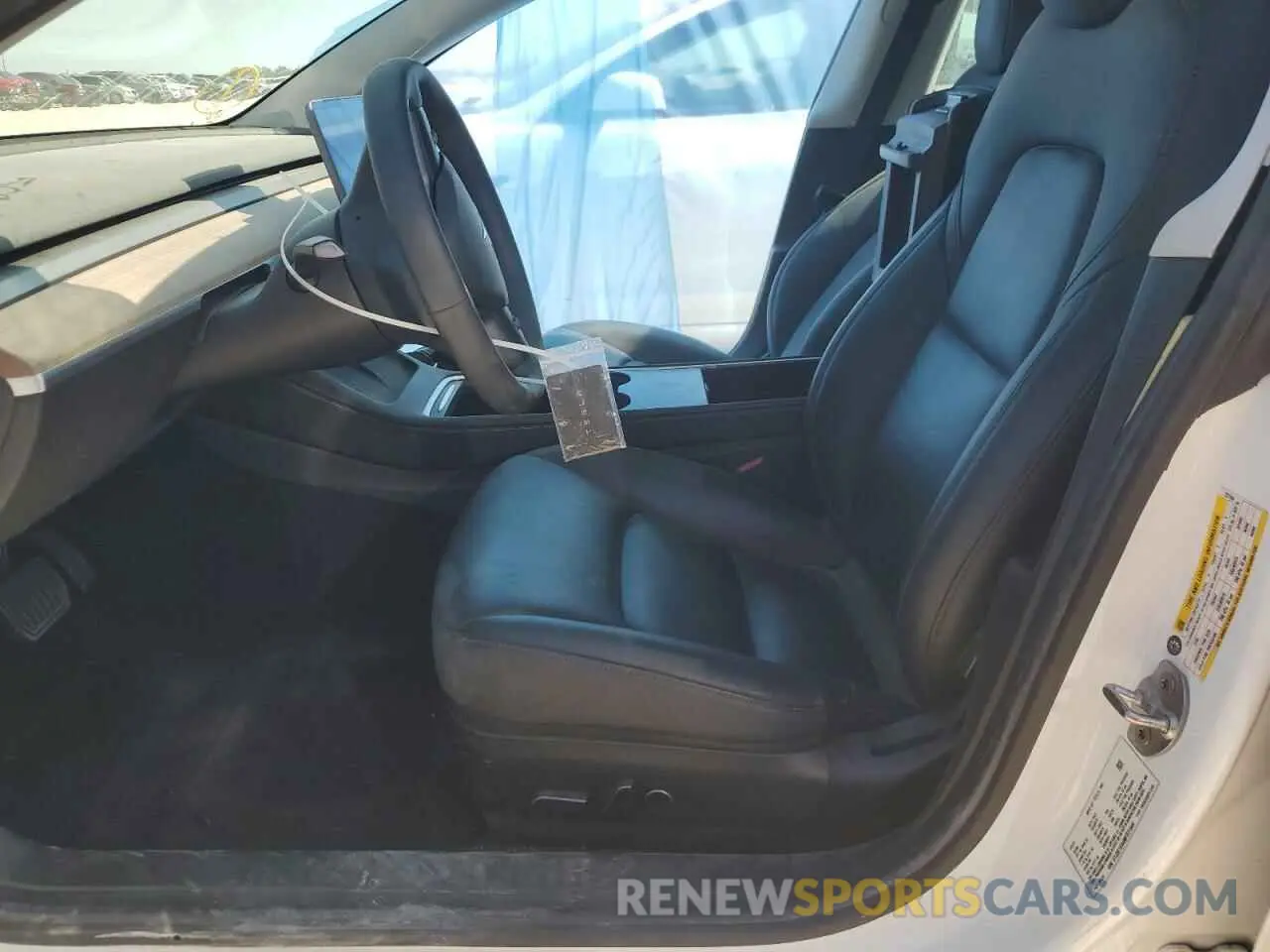7 Photograph of a damaged car 5YJ3E1EA4MF031944 TESLA MODEL 3 2021