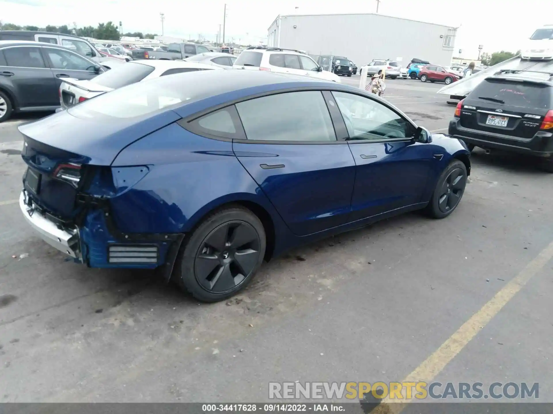 4 Photograph of a damaged car 5YJ3E1EA4MF041695 TESLA MODEL 3 2021