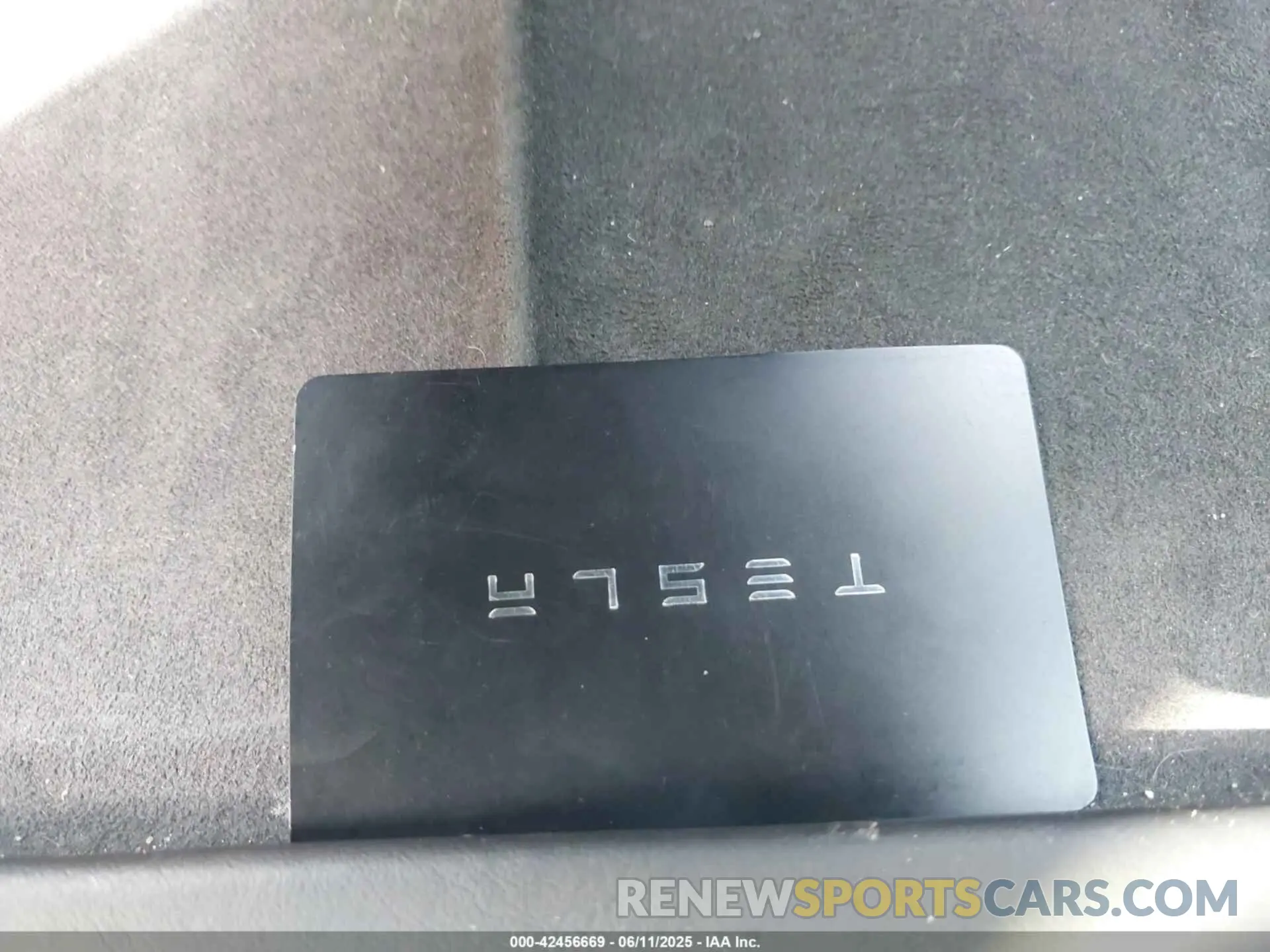 11 Photograph of a damaged car 5YJ3E1EA4MF043432 TESLA MODEL 3 2021