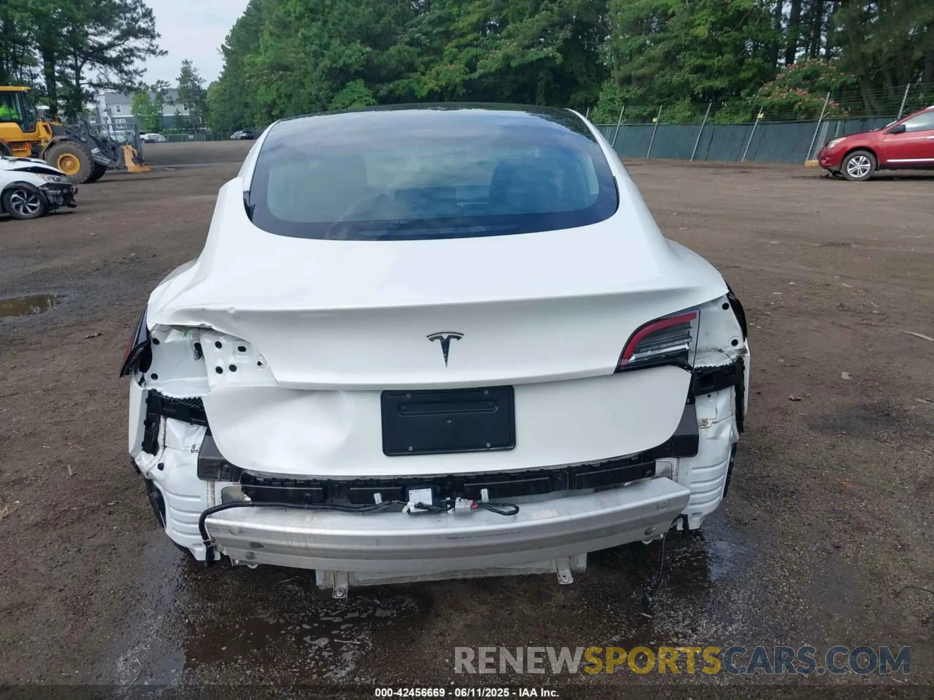 16 Photograph of a damaged car 5YJ3E1EA4MF043432 TESLA MODEL 3 2021