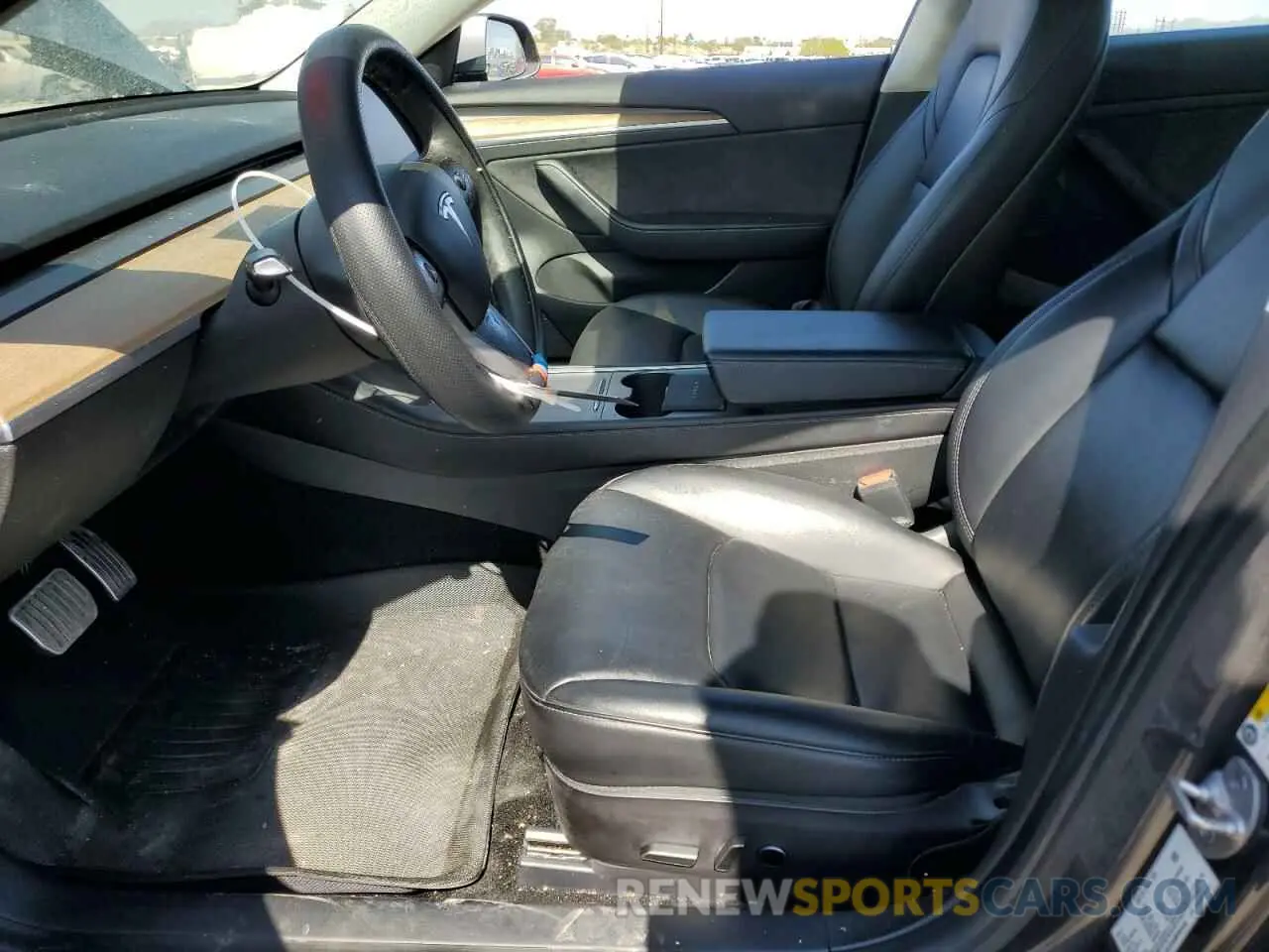 7 Photograph of a damaged car 5YJ3E1EA4MF061445 TESLA MODEL 3 2021
