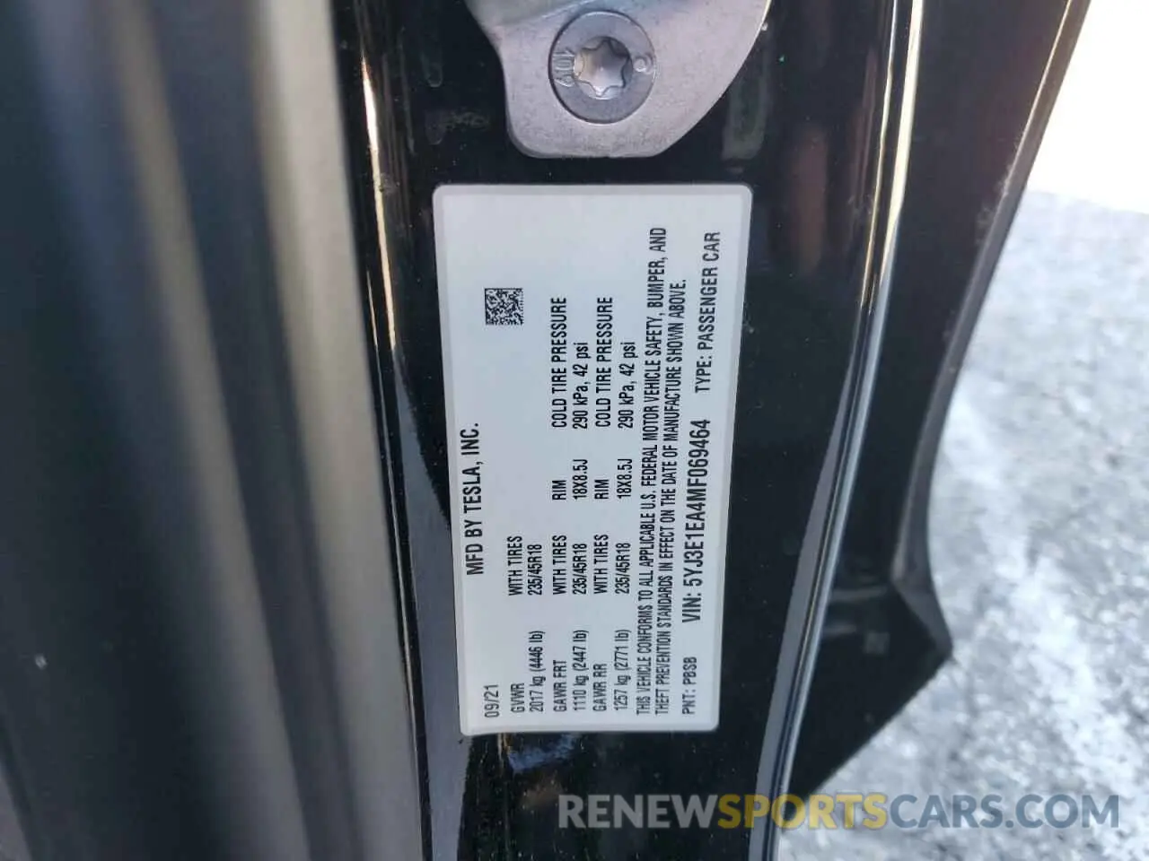 12 Photograph of a damaged car 5YJ3E1EA4MF069464 TESLA MODEL 3 2021
