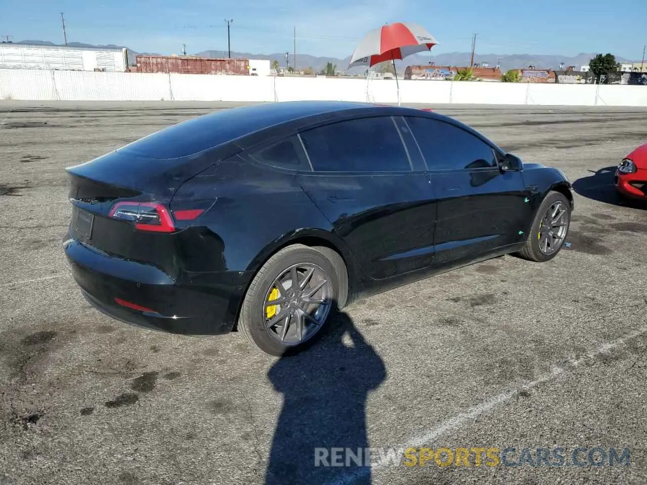 3 Photograph of a damaged car 5YJ3E1EA4MF069464 TESLA MODEL 3 2021