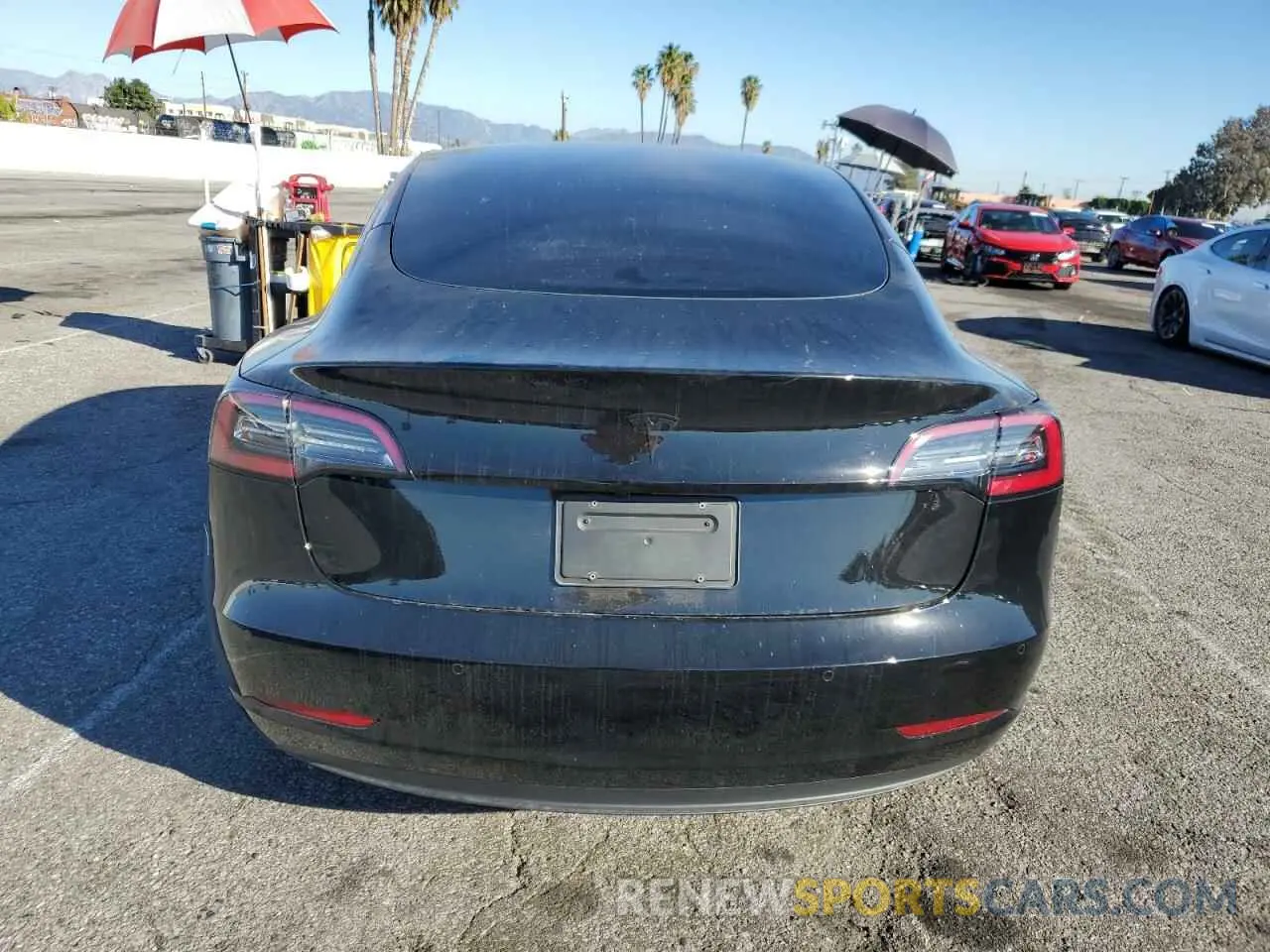 6 Photograph of a damaged car 5YJ3E1EA4MF069464 TESLA MODEL 3 2021