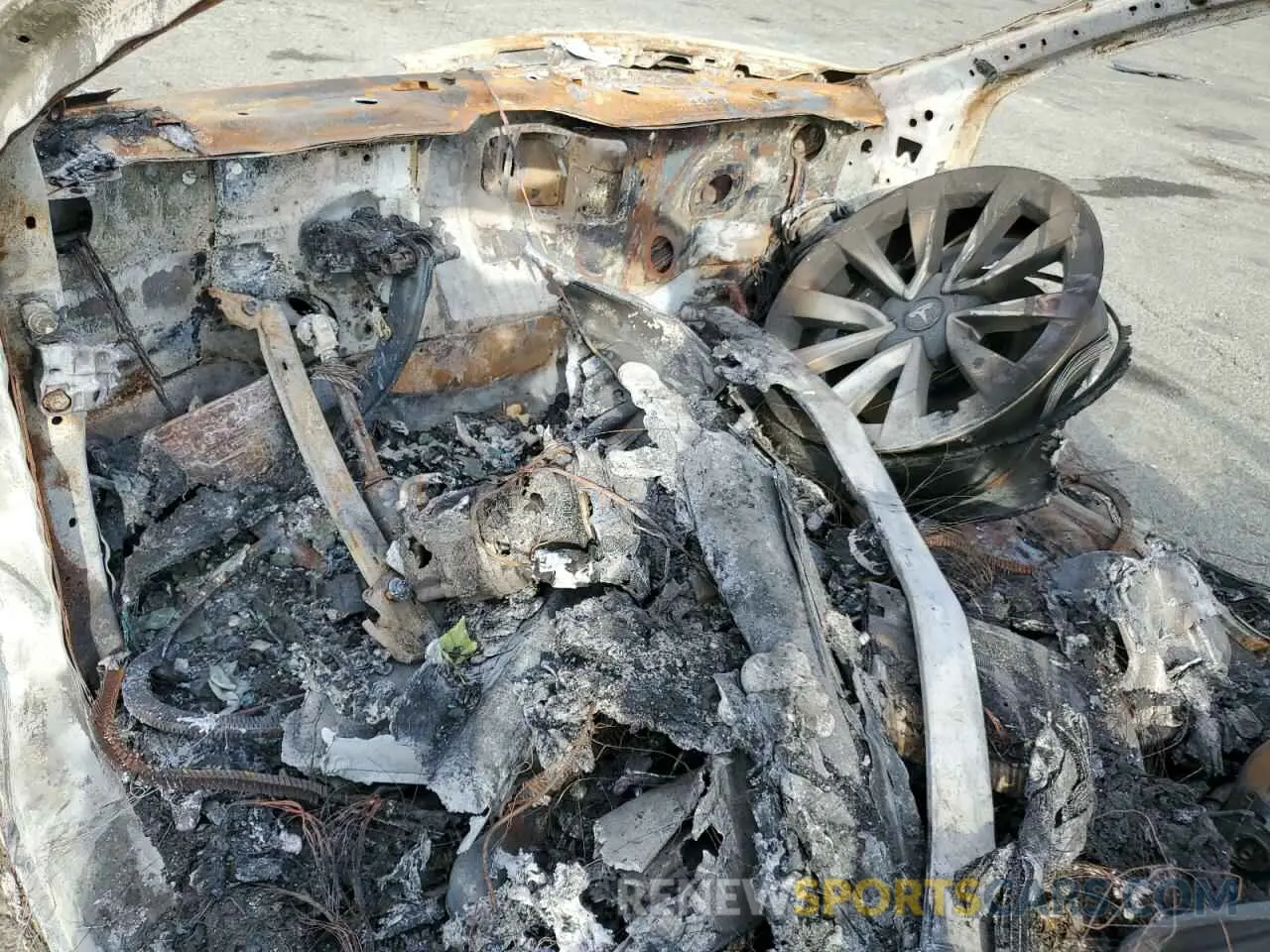 8 Photograph of a damaged car 5YJ3E1EA4MF075216 TESLA MODEL 3 2021