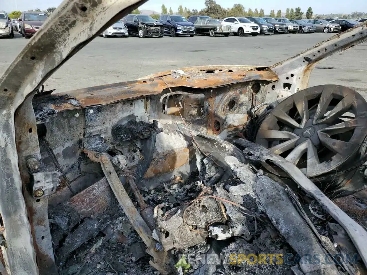 9 Photograph of a damaged car 5YJ3E1EA4MF075216 TESLA MODEL 3 2021