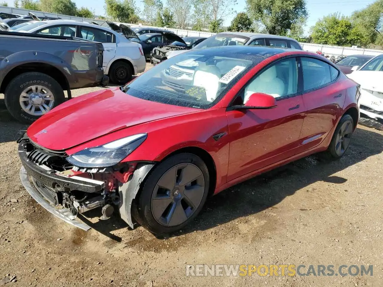 1 Photograph of a damaged car 5YJ3E1EA4MF081582 TESLA MODEL 3 2021