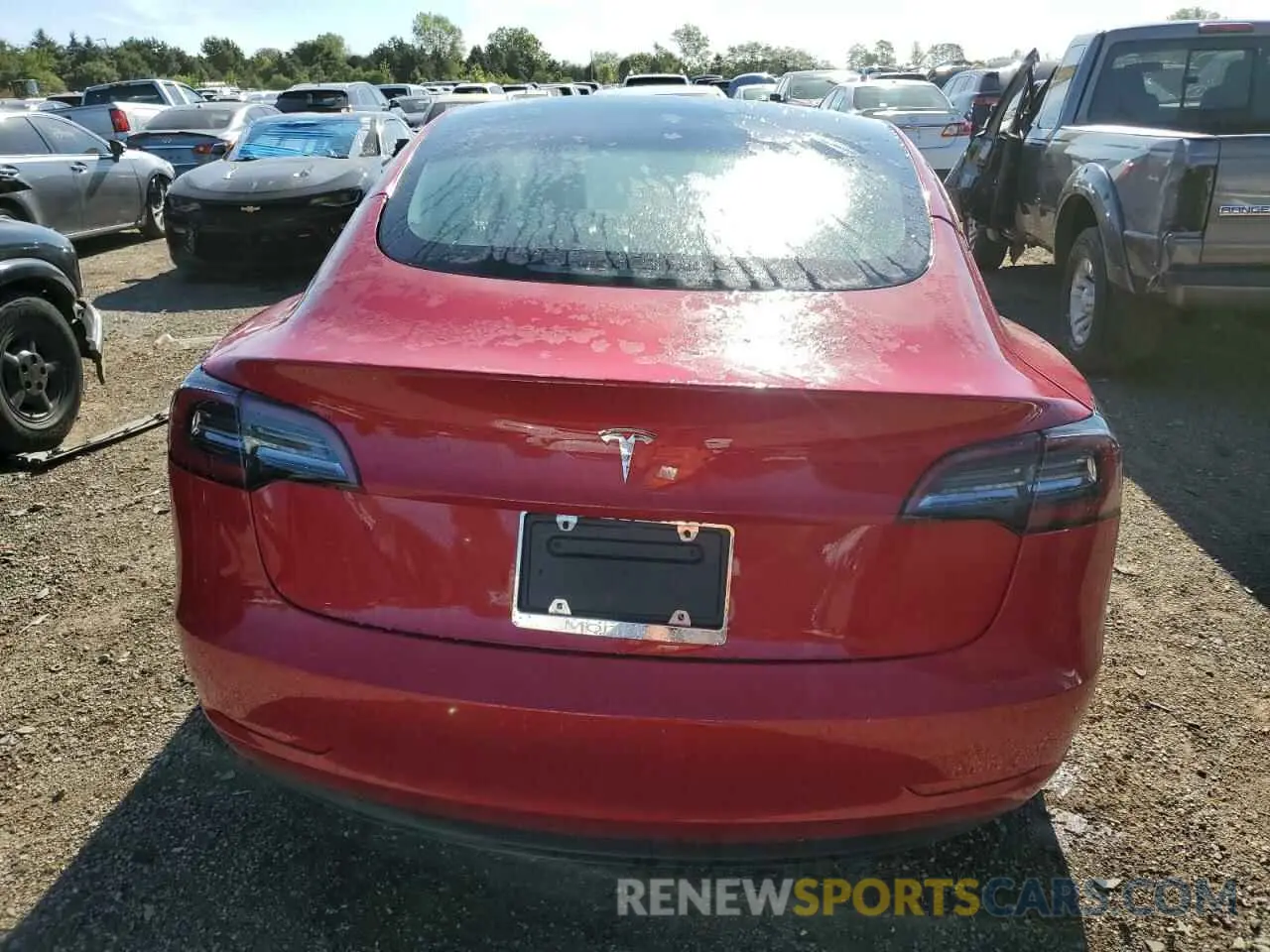 6 Photograph of a damaged car 5YJ3E1EA4MF081582 TESLA MODEL 3 2021