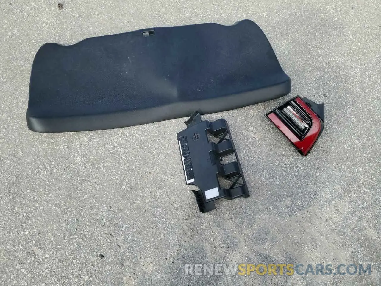 12 Photograph of a damaged car 5YJ3E1EA4MF085096 TESLA MODEL 3 2021