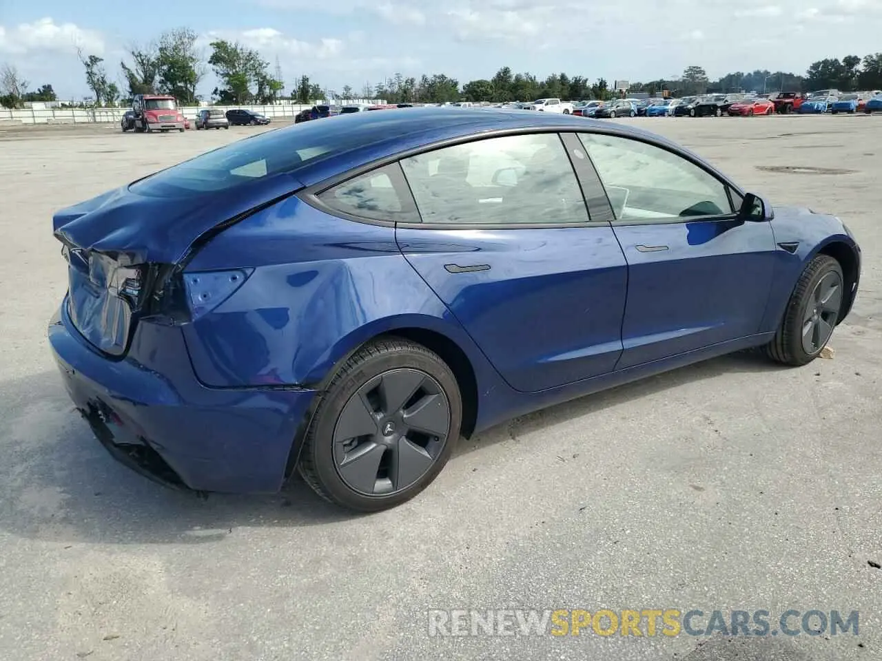 3 Photograph of a damaged car 5YJ3E1EA4MF085096 TESLA MODEL 3 2021