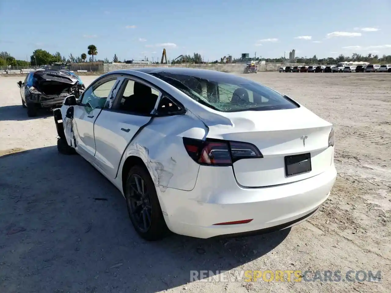 3 Photograph of a damaged car 5YJ3E1EA4MF087141 TESLA MODEL 3 2021