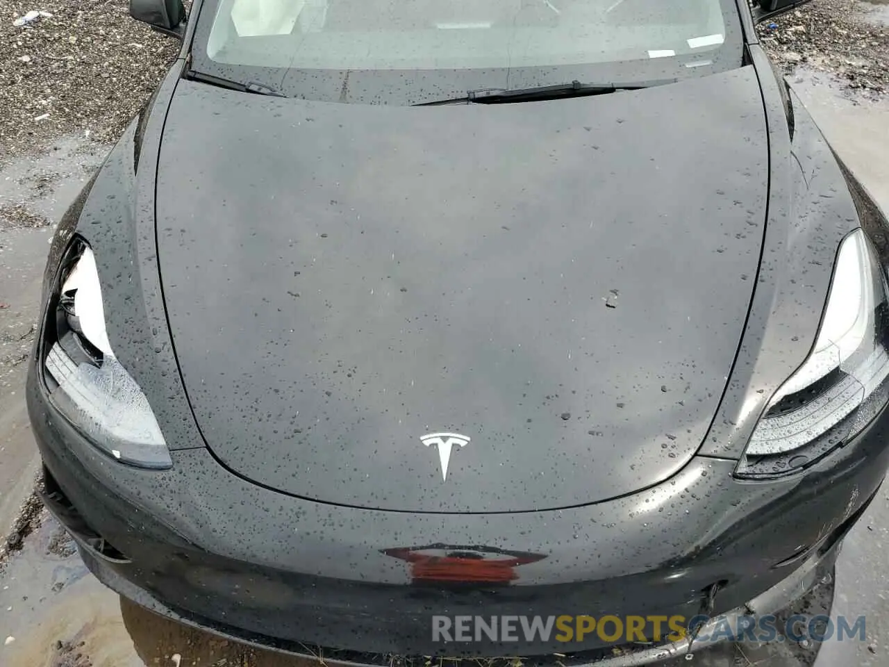 11 Photograph of a damaged car 5YJ3E1EA4MF092274 TESLA MODEL 3 2021