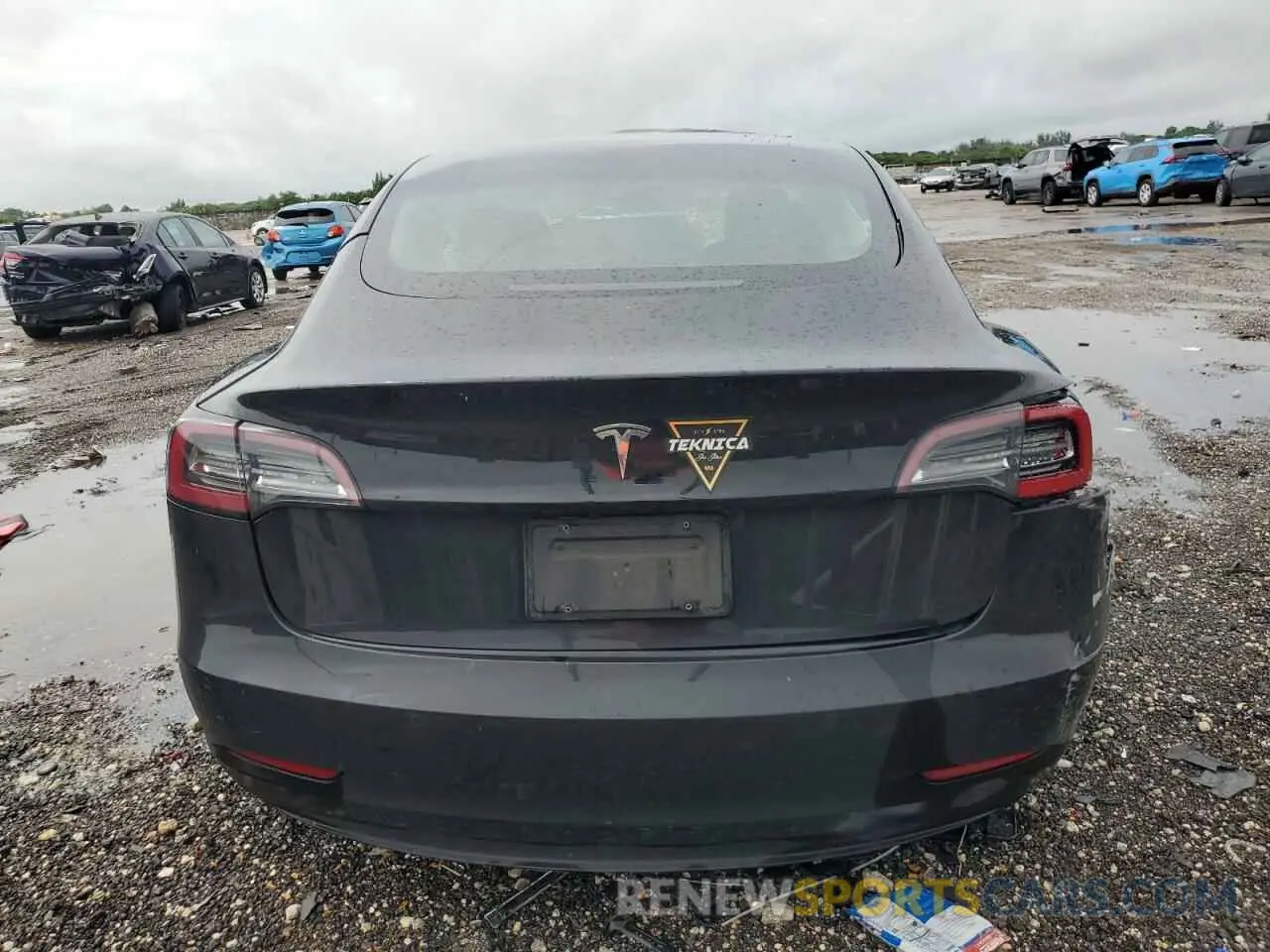 6 Photograph of a damaged car 5YJ3E1EA4MF092274 TESLA MODEL 3 2021
