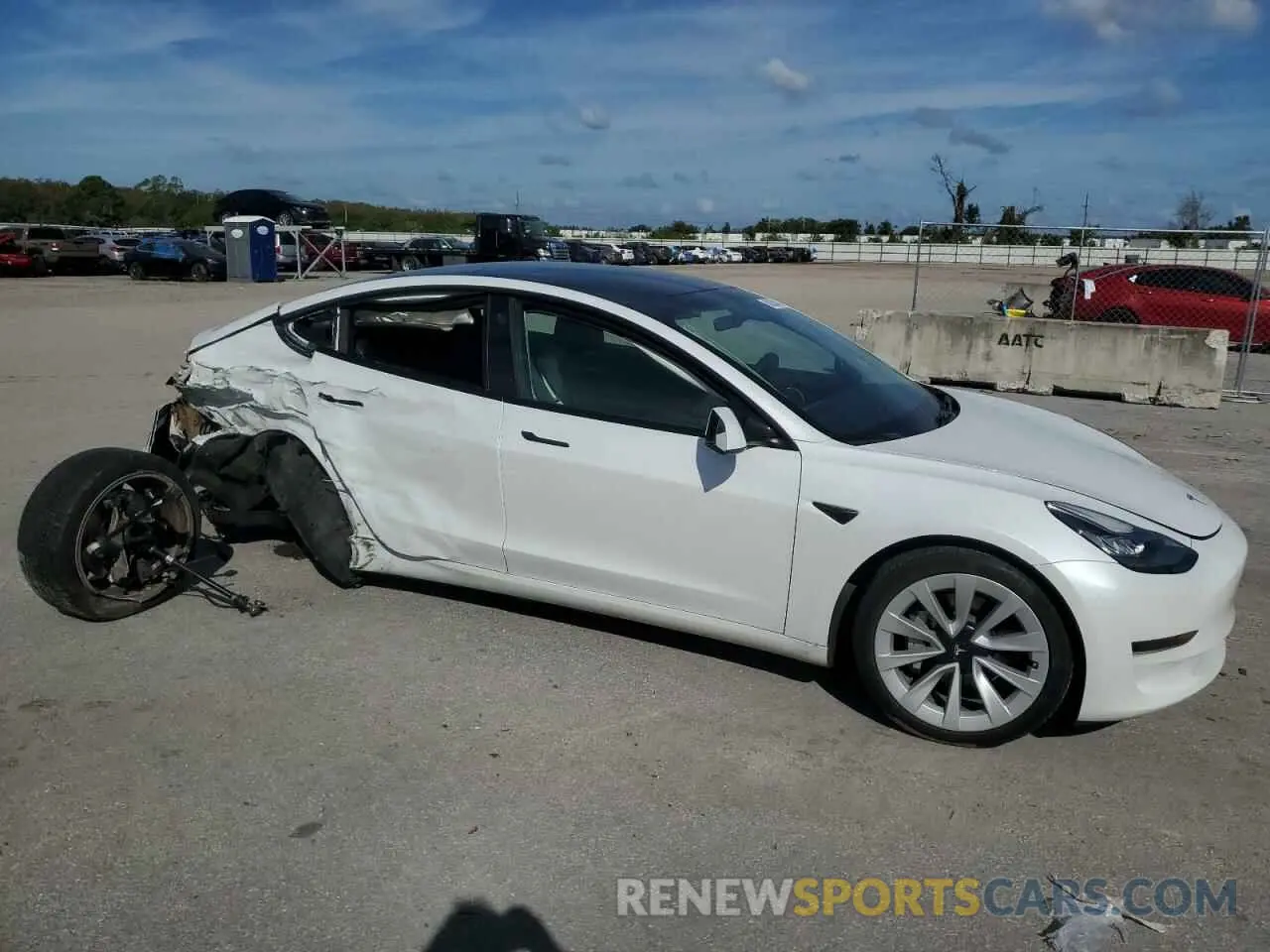 4 Photograph of a damaged car 5YJ3E1EA4MF838500 TESLA MODEL 3 2021
