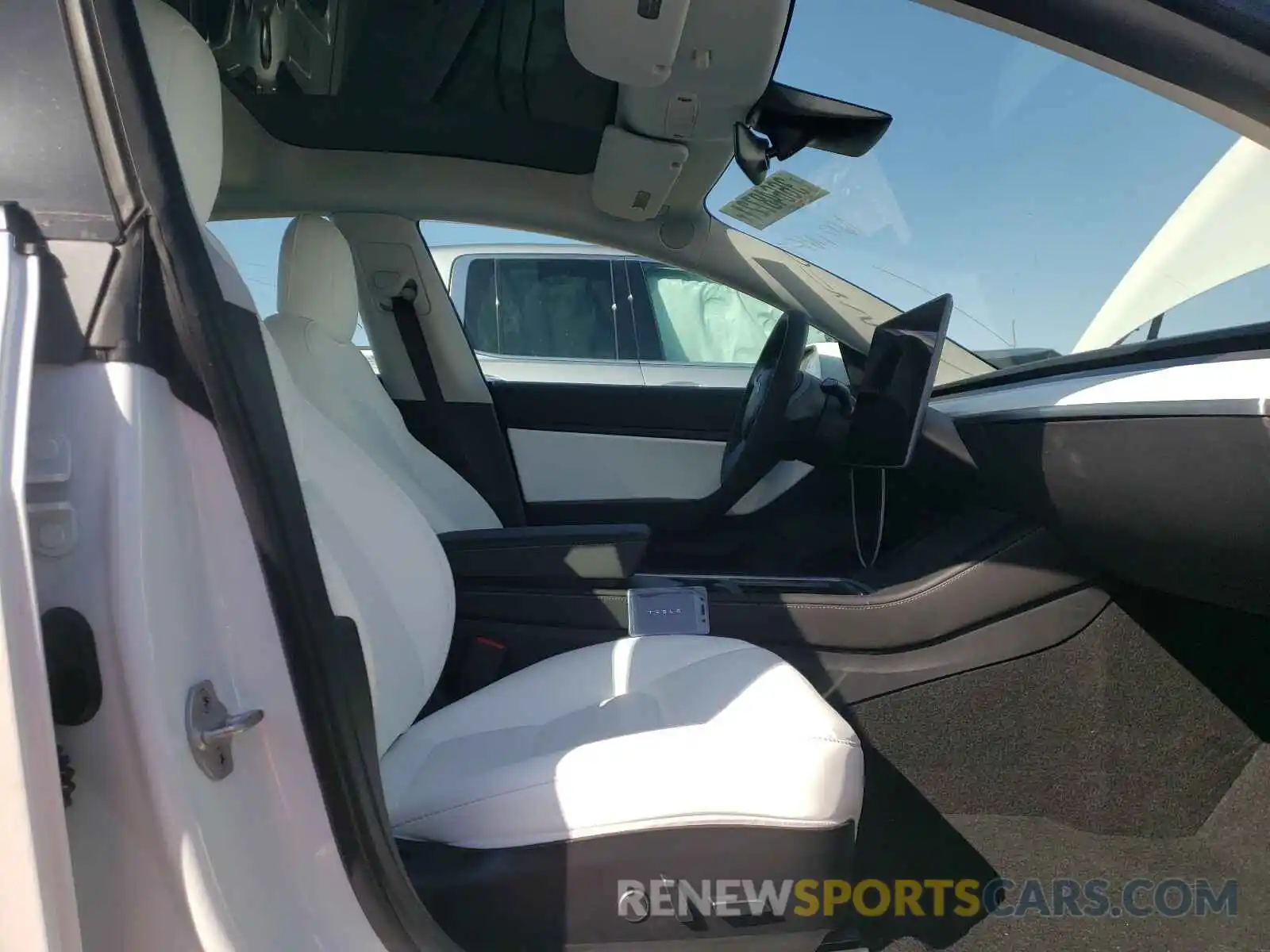 5 Photograph of a damaged car 5YJ3E1EA4MF853630 TESLA MODEL 3 2021