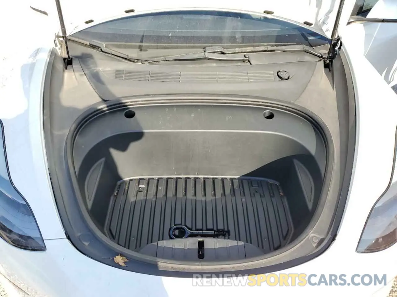 11 Photograph of a damaged car 5YJ3E1EA4MF870413 TESLA MODEL 3 2021