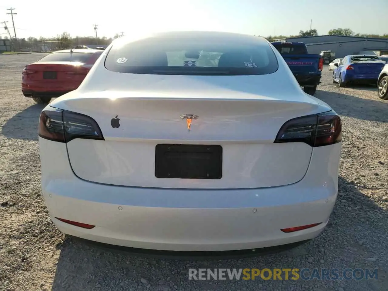 6 Photograph of a damaged car 5YJ3E1EA4MF870413 TESLA MODEL 3 2021