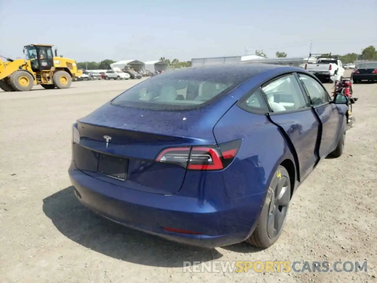 4 Photograph of a damaged car 5YJ3E1EA4MF875224 TESLA MODEL 3 2021