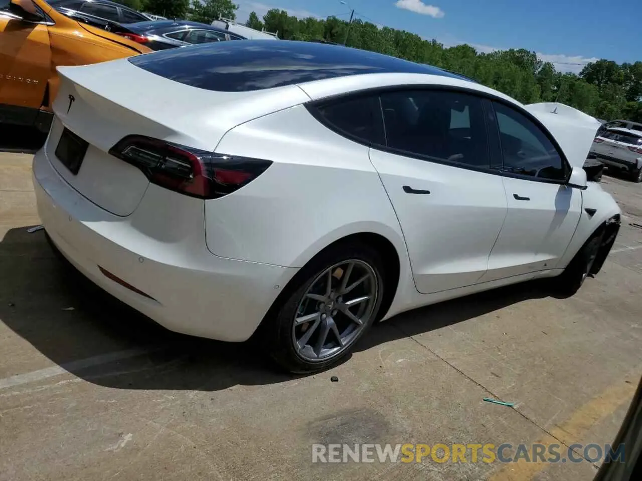 3 Photograph of a damaged car 5YJ3E1EA4MF929654 TESLA MODEL 3 2021