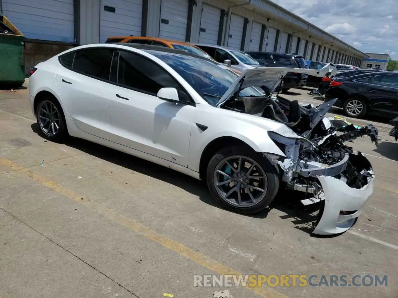 4 Photograph of a damaged car 5YJ3E1EA4MF929654 TESLA MODEL 3 2021