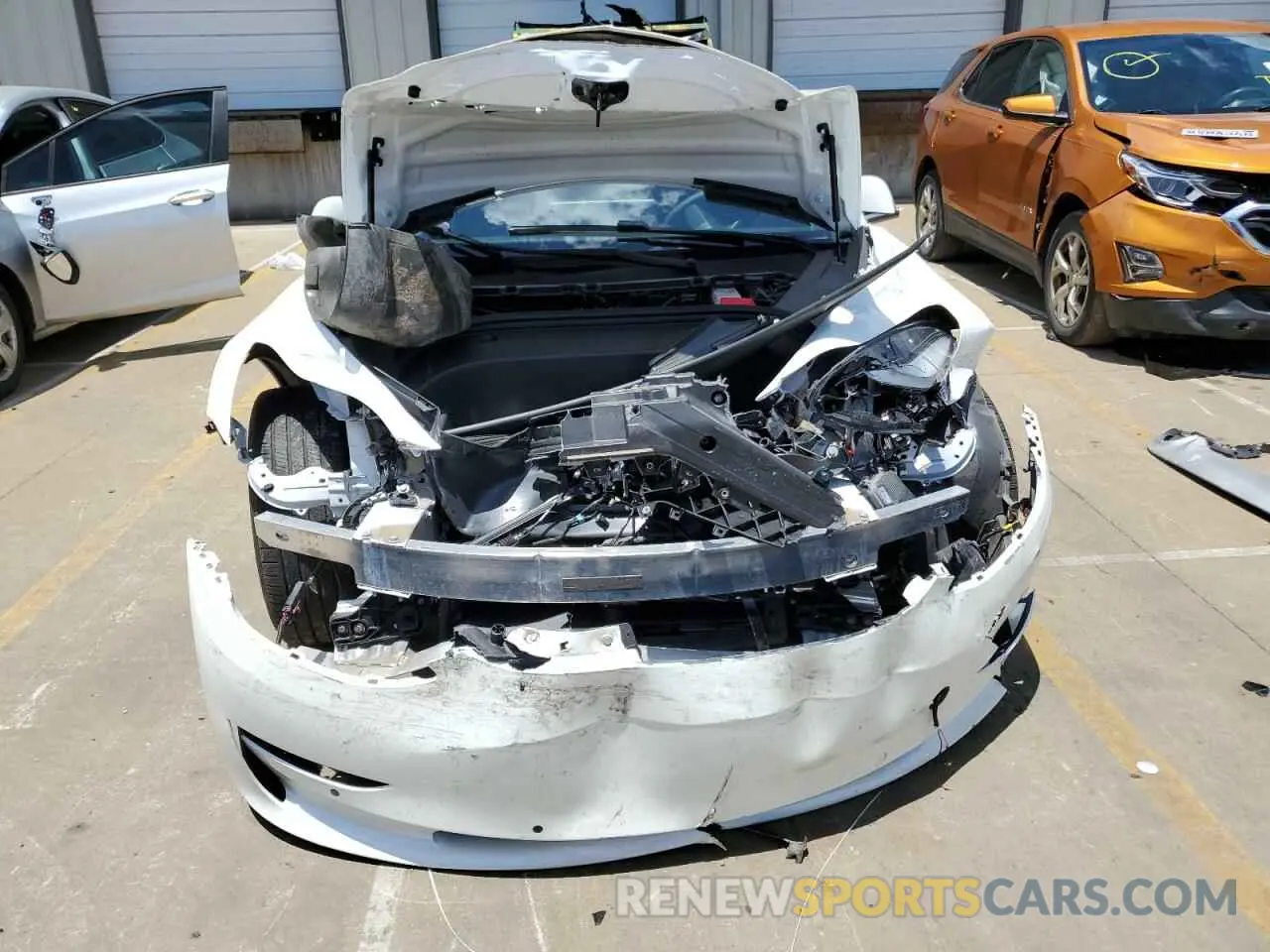 5 Photograph of a damaged car 5YJ3E1EA4MF929654 TESLA MODEL 3 2021