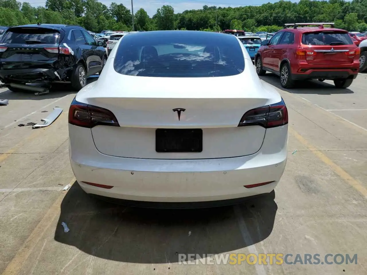 6 Photograph of a damaged car 5YJ3E1EA4MF929654 TESLA MODEL 3 2021