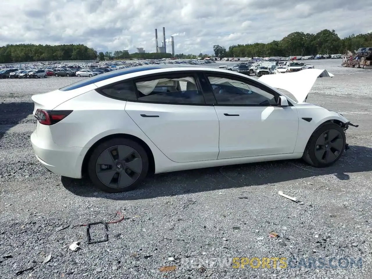 3 Photograph of a damaged car 5YJ3E1EA4MF938838 TESLA MODEL 3 2021