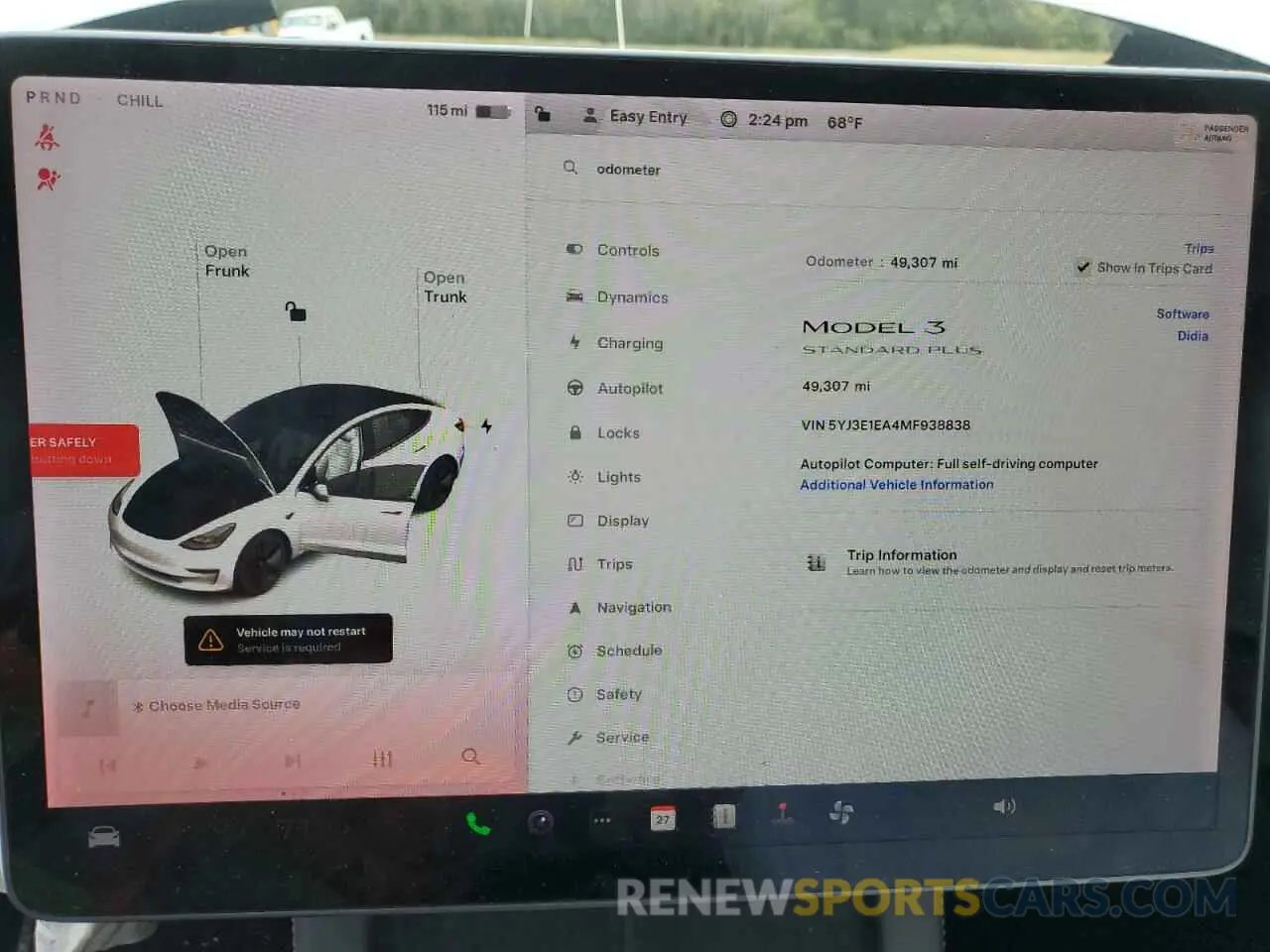 9 Photograph of a damaged car 5YJ3E1EA4MF938838 TESLA MODEL 3 2021