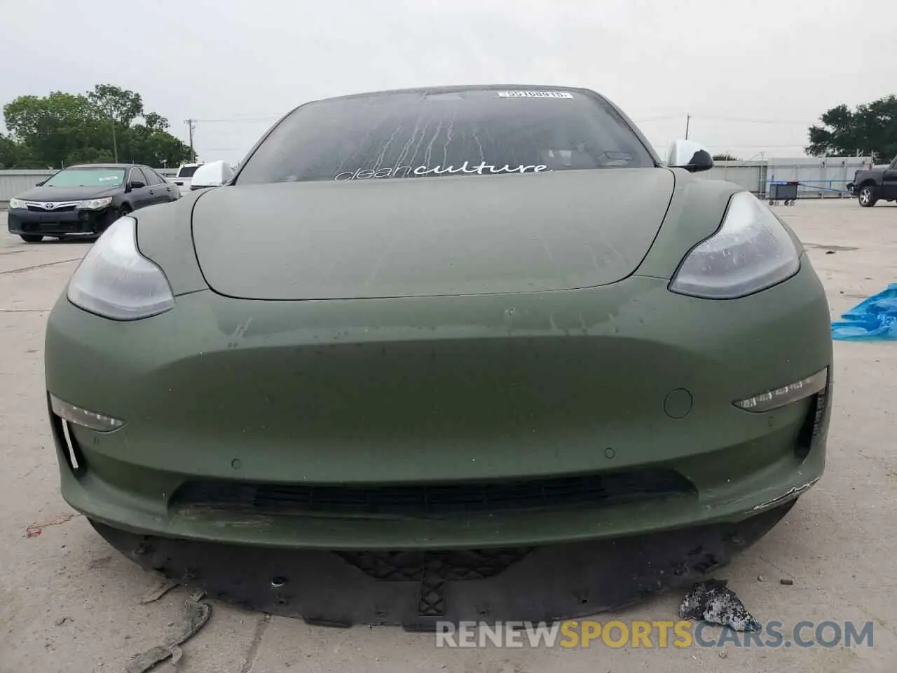 5 Photograph of a damaged car 5YJ3E1EA4MF977784 TESLA MODEL 3 2021