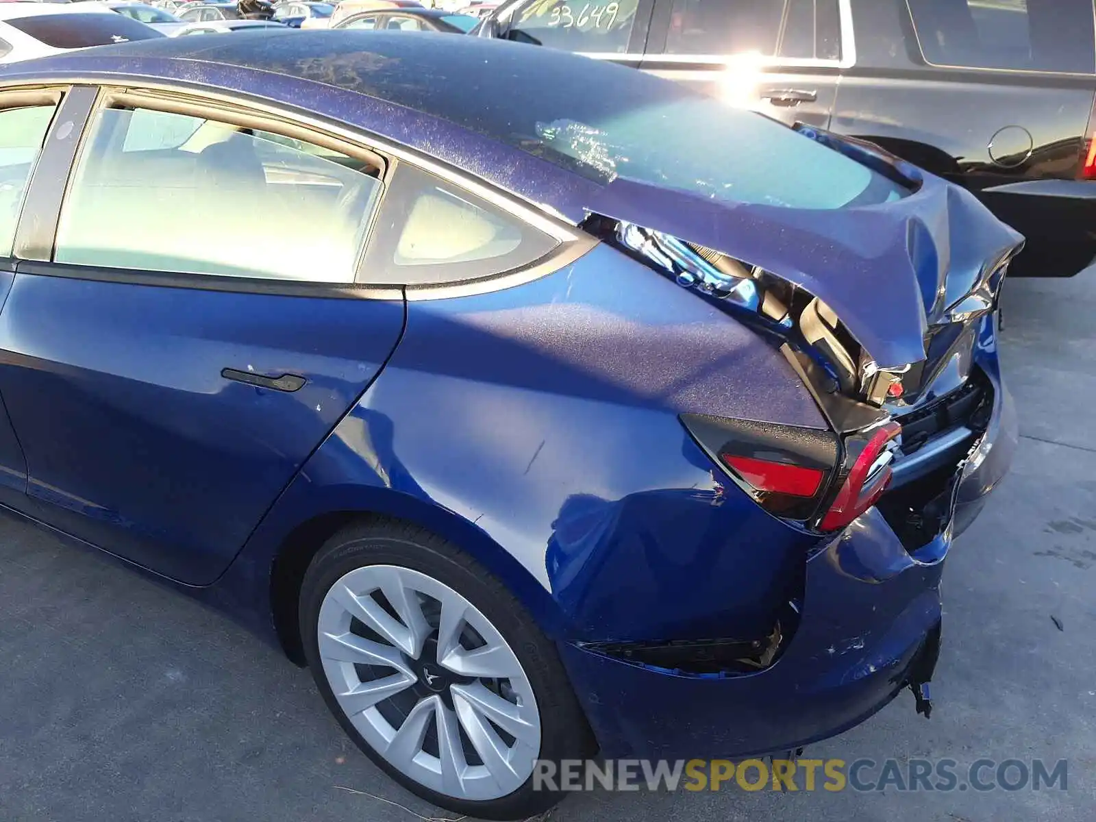 9 Photograph of a damaged car 5YJ3E1EA4MF986596 TESLA MODEL 3 2021