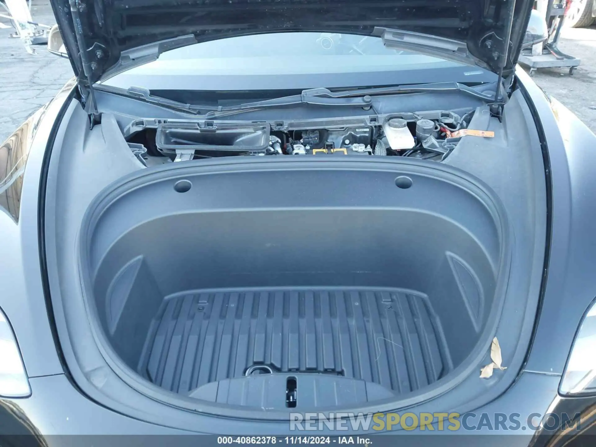 10 Photograph of a damaged car 5YJ3E1EA4MF998473 TESLA MODEL 3 2021
