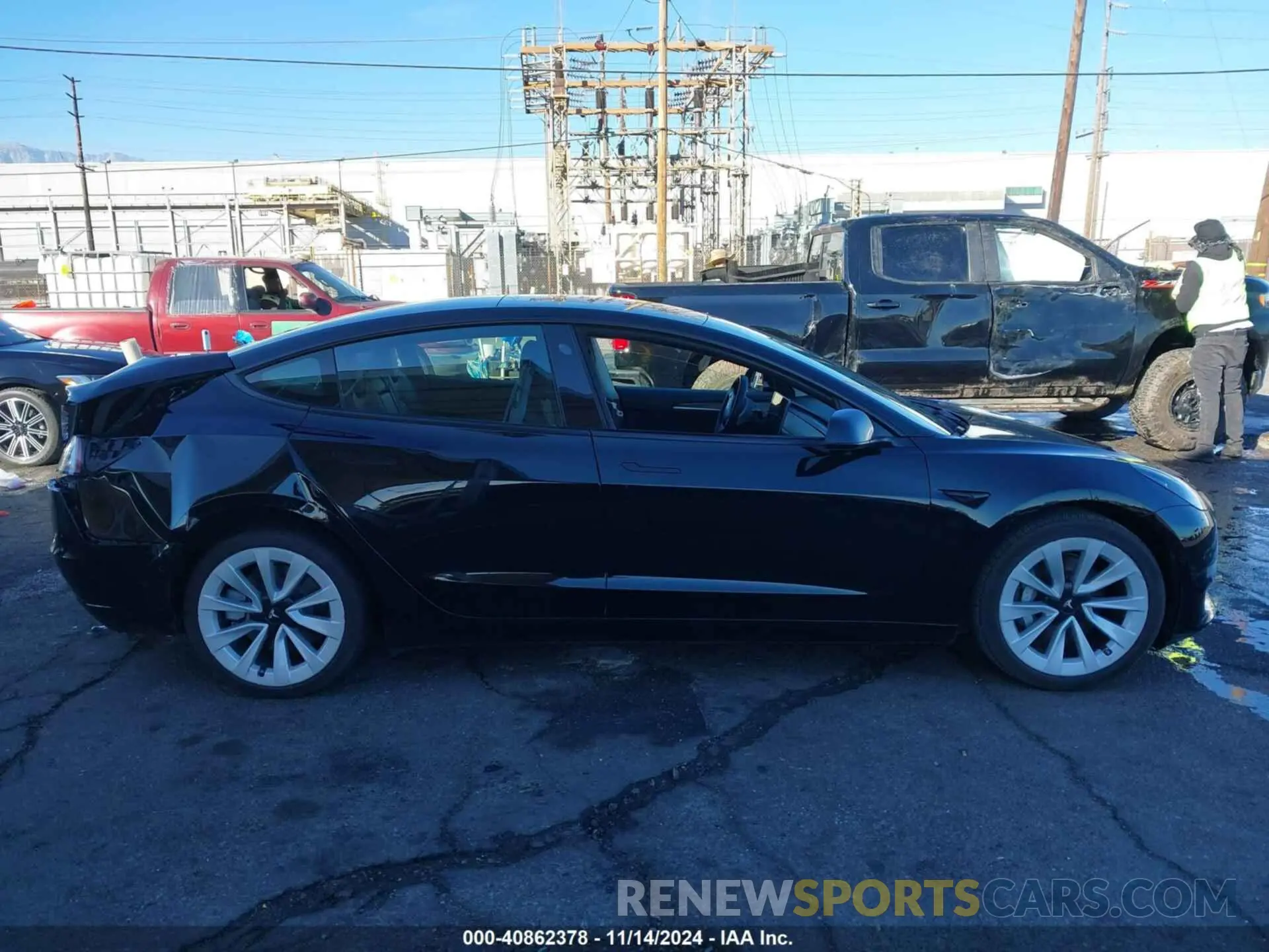 13 Photograph of a damaged car 5YJ3E1EA4MF998473 TESLA MODEL 3 2021