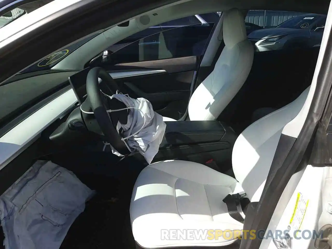 5 Photograph of a damaged car 5YJ3E1EA5MF000704 TESLA MODEL 3 2021