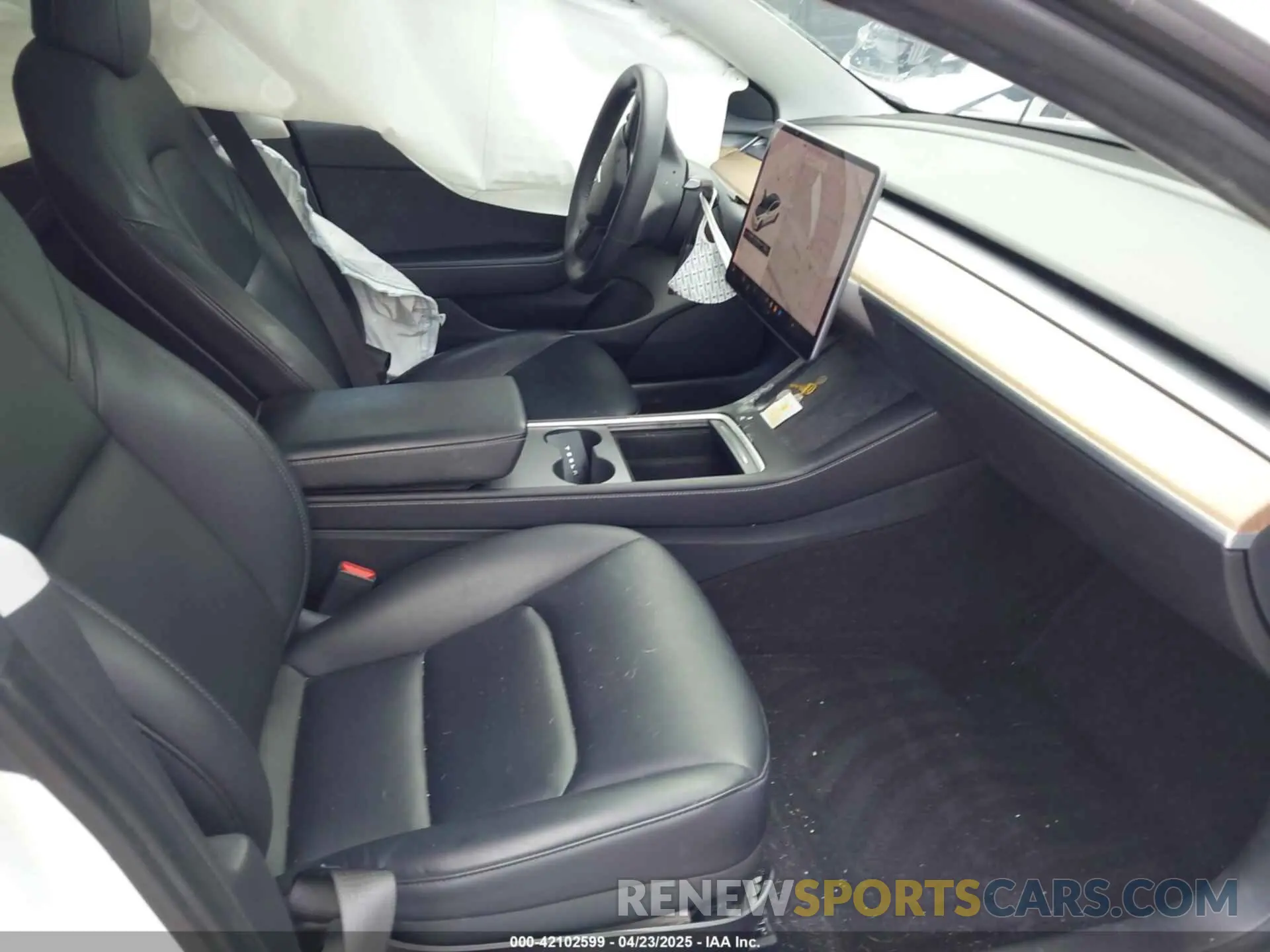 5 Photograph of a damaged car 5YJ3E1EA5MF016627 TESLA MODEL 3 2021