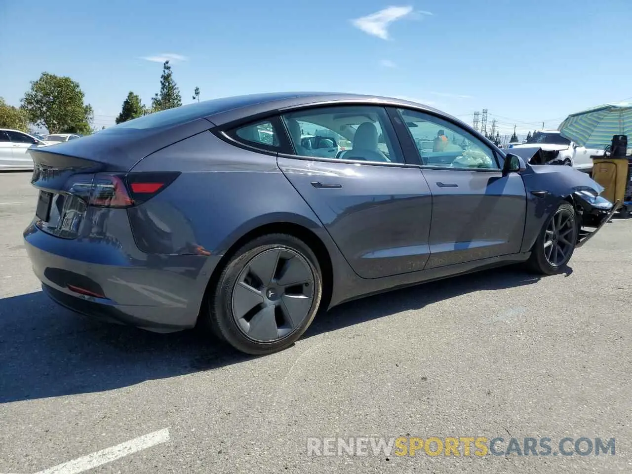3 Photograph of a damaged car 5YJ3E1EA5MF018751 TESLA MODEL 3 2021
