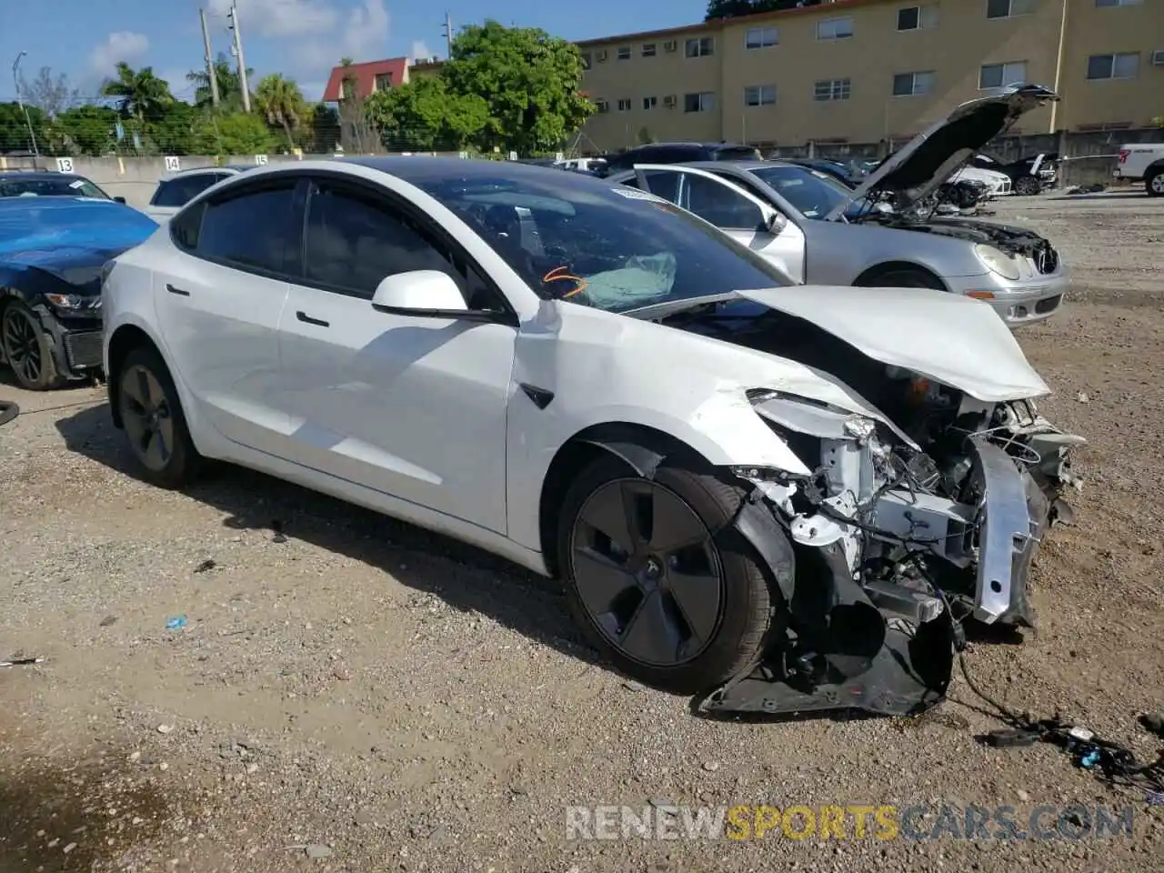 1 Photograph of a damaged car 5YJ3E1EA5MF028387 TESLA MODEL 3 2021