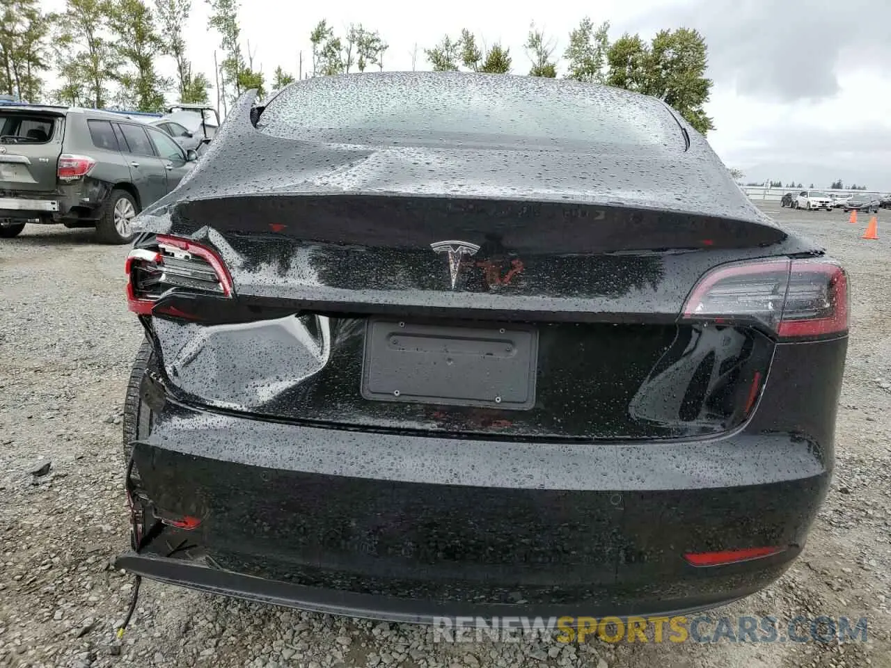 6 Photograph of a damaged car 5YJ3E1EA5MF029703 TESLA MODEL 3 2021