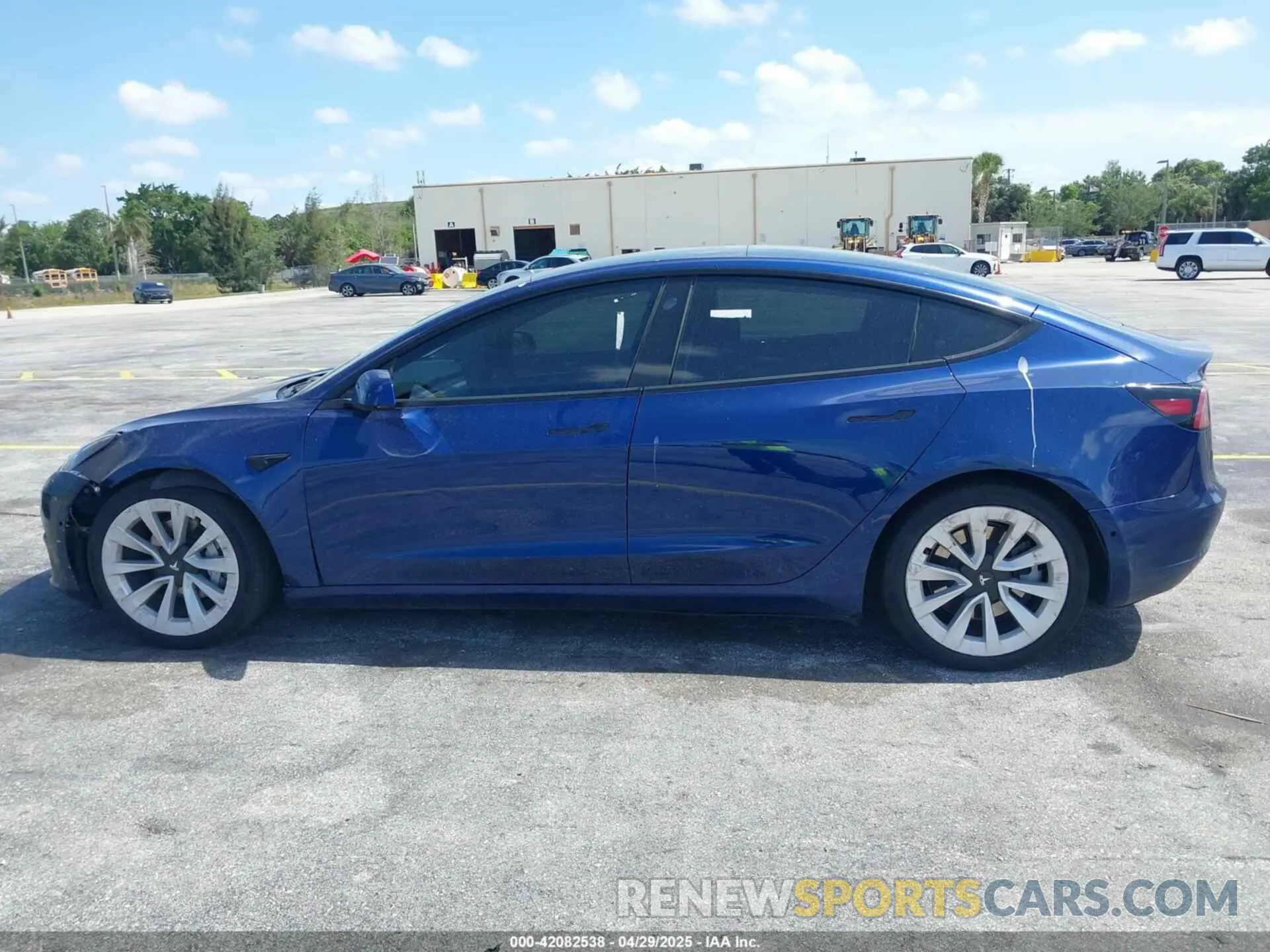 13 Photograph of a damaged car 5YJ3E1EA5MF031872 TESLA MODEL 3 2021