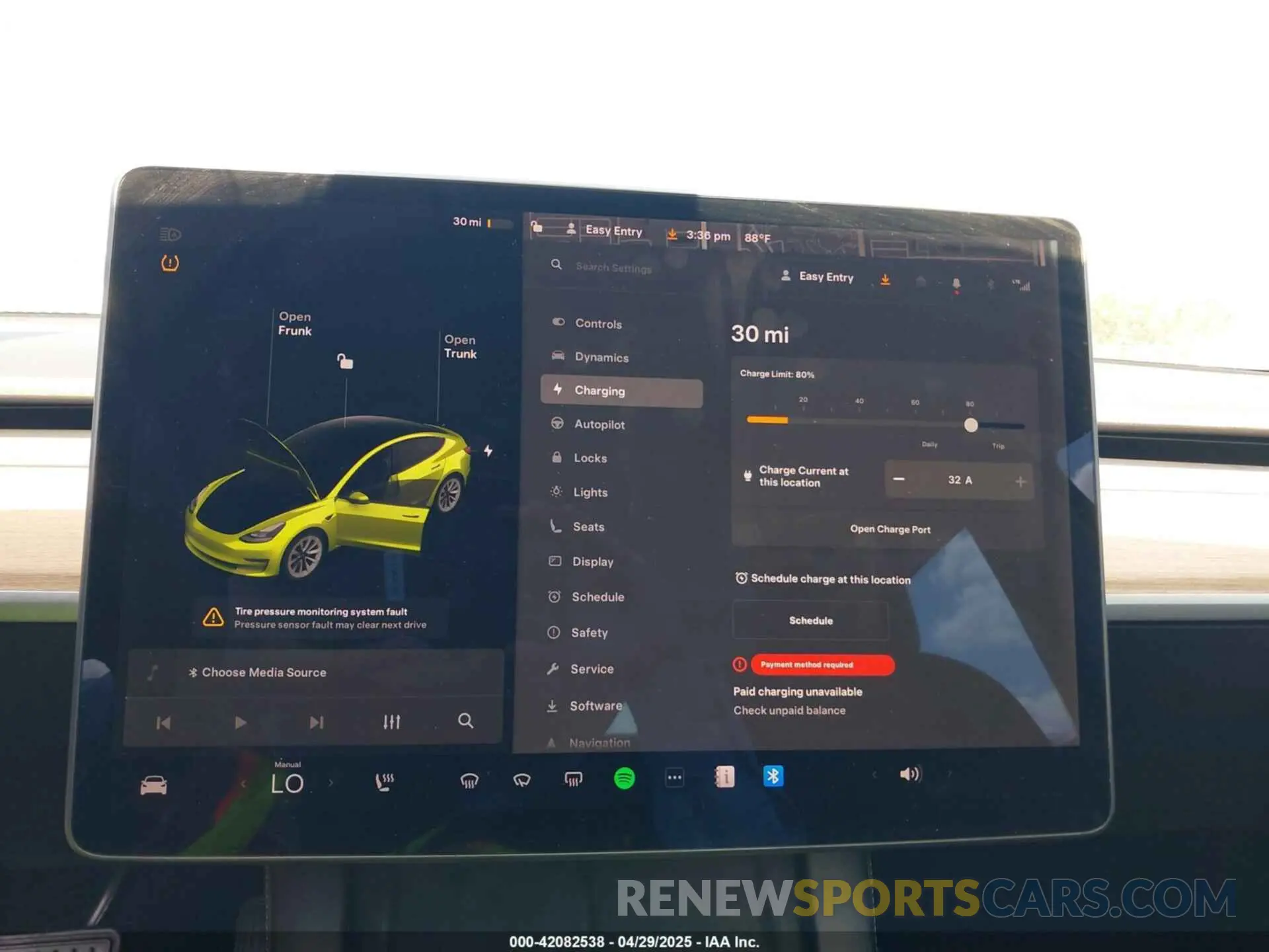 16 Photograph of a damaged car 5YJ3E1EA5MF031872 TESLA MODEL 3 2021