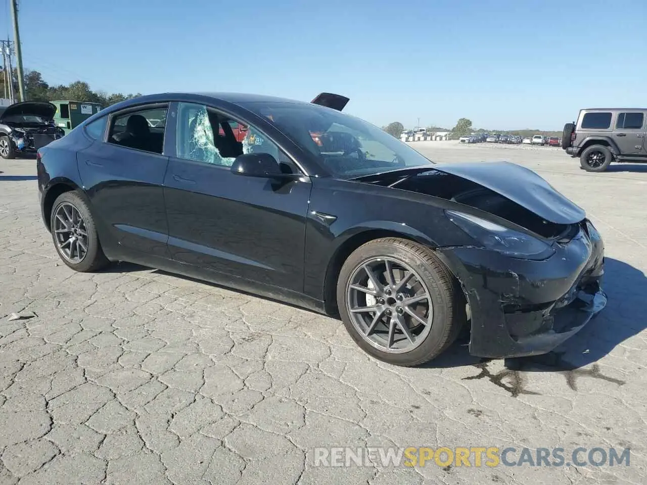 4 Photograph of a damaged car 5YJ3E1EA5MF047652 TESLA MODEL 3 2021