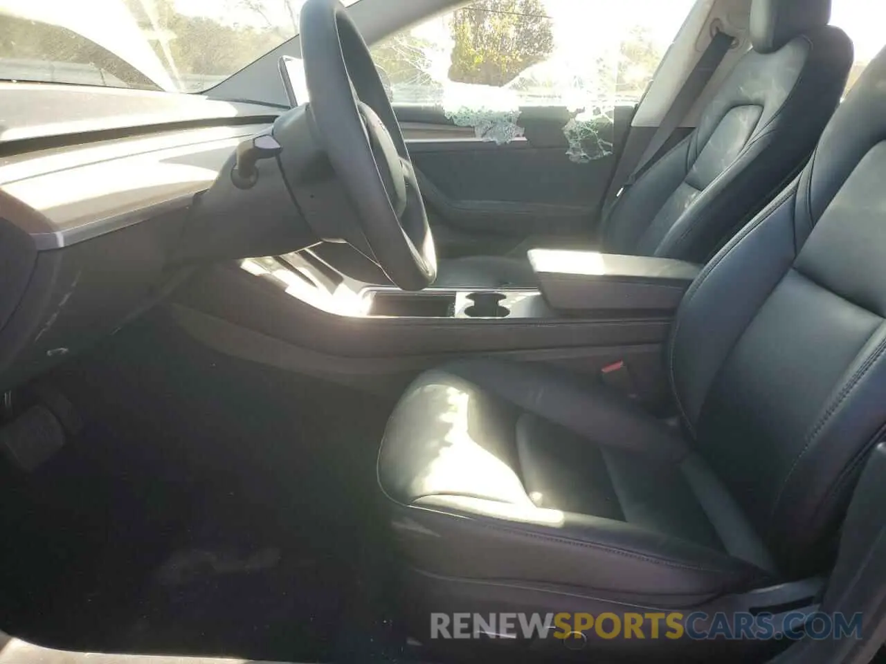 7 Photograph of a damaged car 5YJ3E1EA5MF047652 TESLA MODEL 3 2021