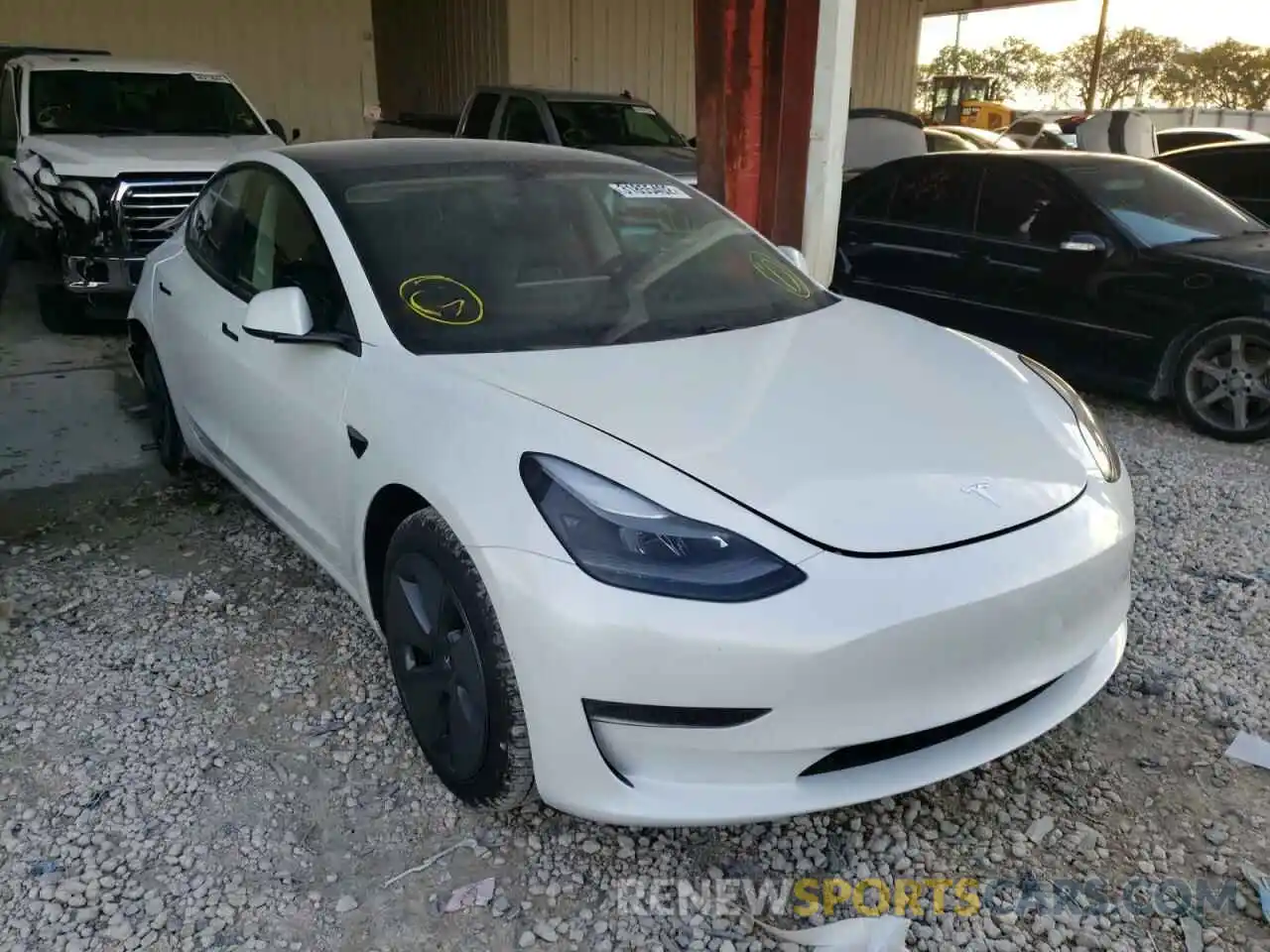 1 Photograph of a damaged car 5YJ3E1EA5MF058411 TESLA MODEL 3 2021