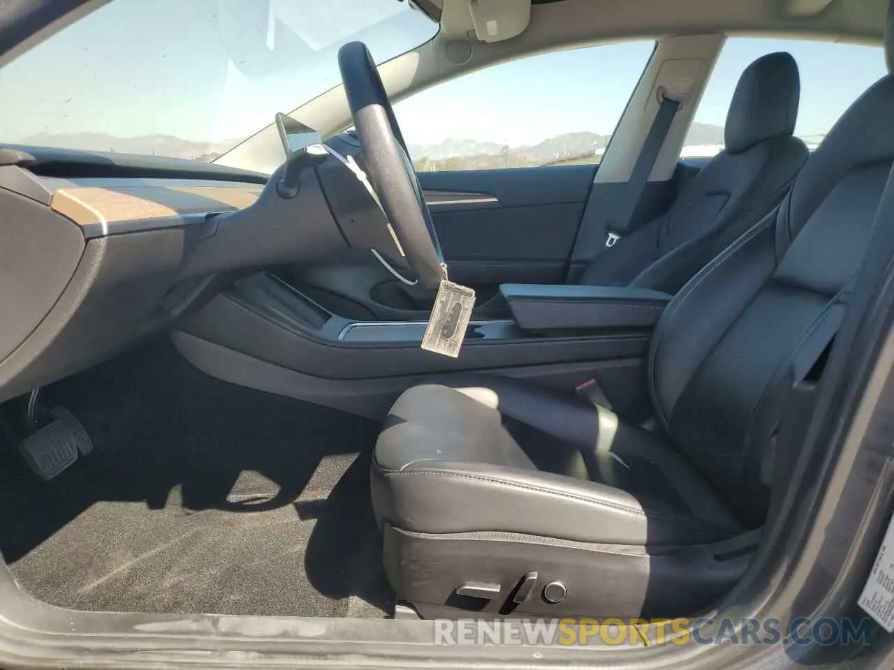 7 Photograph of a damaged car 5YJ3E1EA5MF068839 TESLA MODEL 3 2021