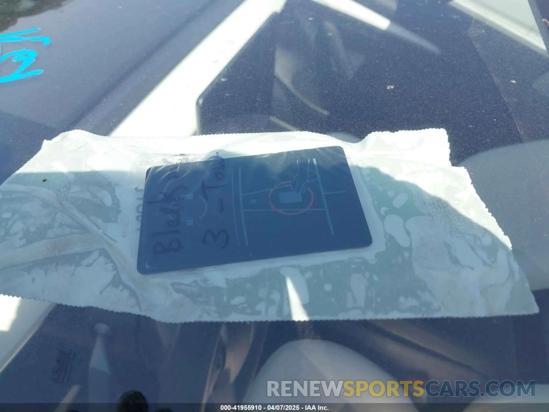 11 Photograph of a damaged car 5YJ3E1EA5MF069652 TESLA MODEL 3 2021